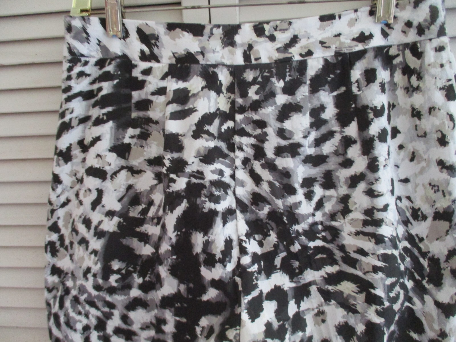 NATORI CROPPED PPANTS COTTON BLEND  LEOPARD PRINT MULTICOLOR WHITE  8 NEW