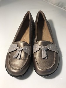 clarks gold loafers