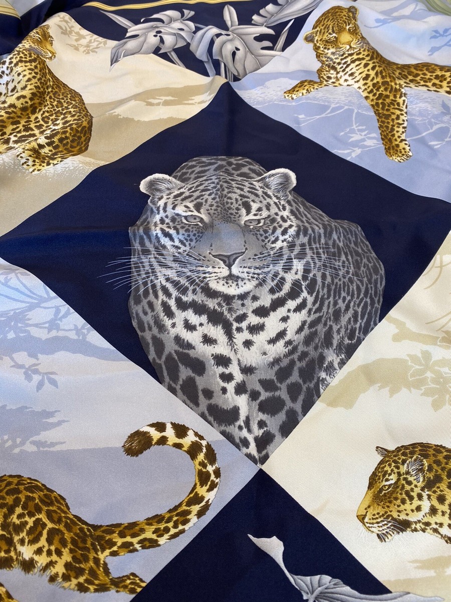 SALVATORE FERRAGAMO★素敵!GIAGUARO ANIMAL SILK SCARF Vintage Salvatore Ferragamo 100% Silk Leopard Jungle Scarf