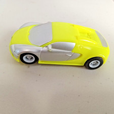 Micro Scalextric Bugatti Veyron Hyper HO Slot Car NEON LIME 1:64