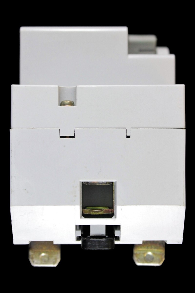 Crabtree 363/A030 Starbreaker 63A 30mA DP Type A Plug In - Foto 13