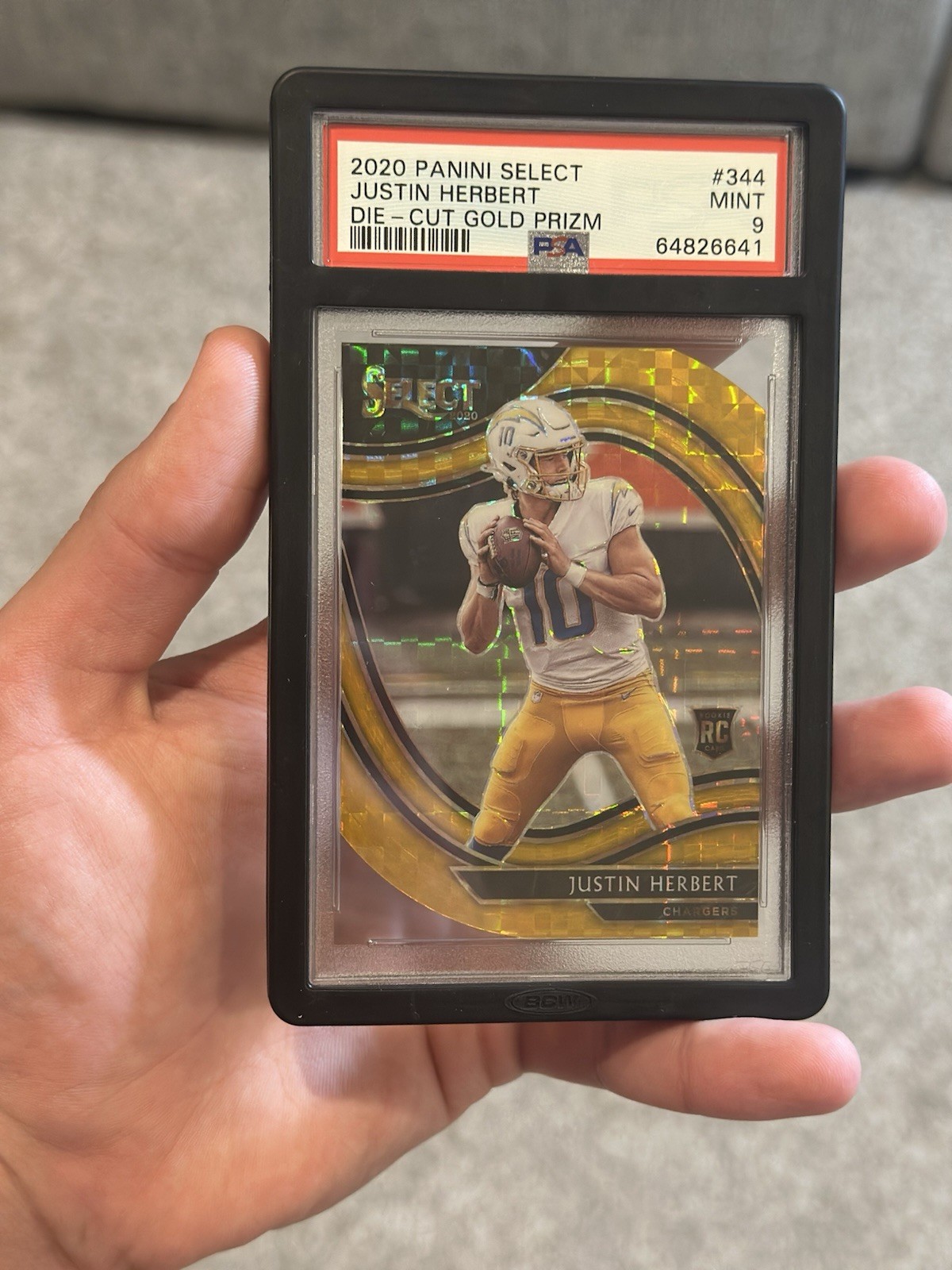 2020 Panini Select - Field Level Justin Herbert GOLD CHECKER /10 Psa 9