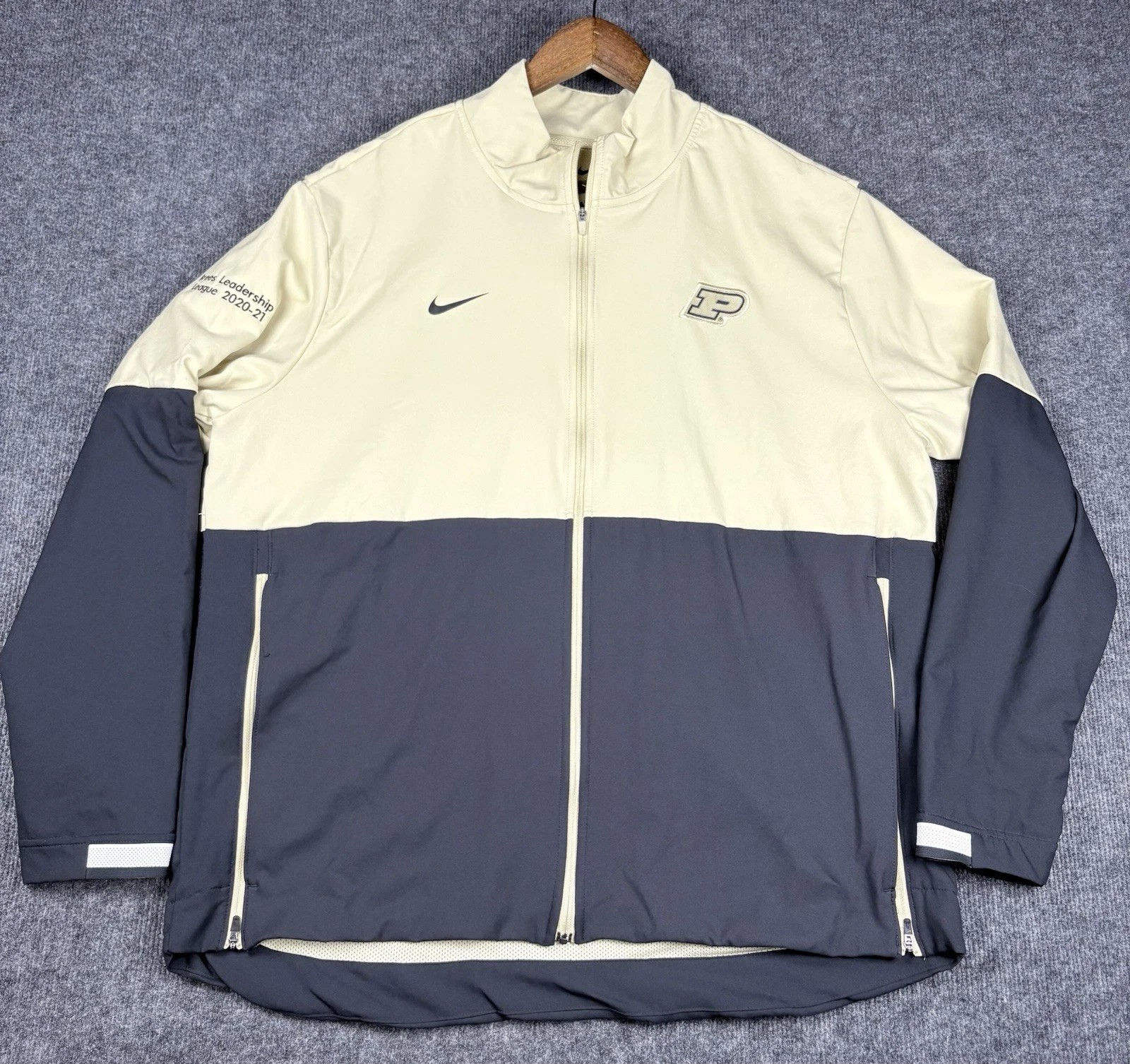 Nike Purdue Boilermakers Team Issued Exclusive Jacket Men’s XL Dual Rare Marking