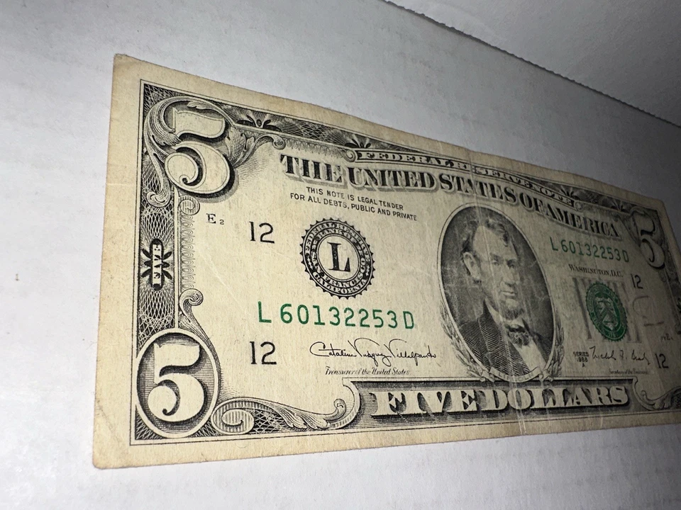 1988 $5 Dollar Bill Federal Reserve L60132253D Circulated San Francisco Cali - Image 4 of 4