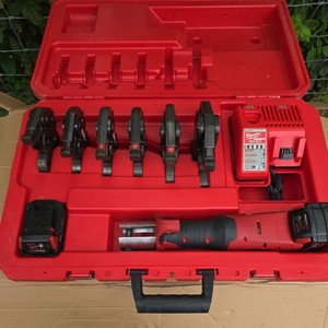  Milwaukee Tool 2922-22 M18 Force Logic Press Tool WITH JAWS Kit