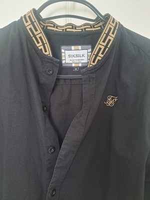 Sik Silk Black T-Shirt Size M UK
