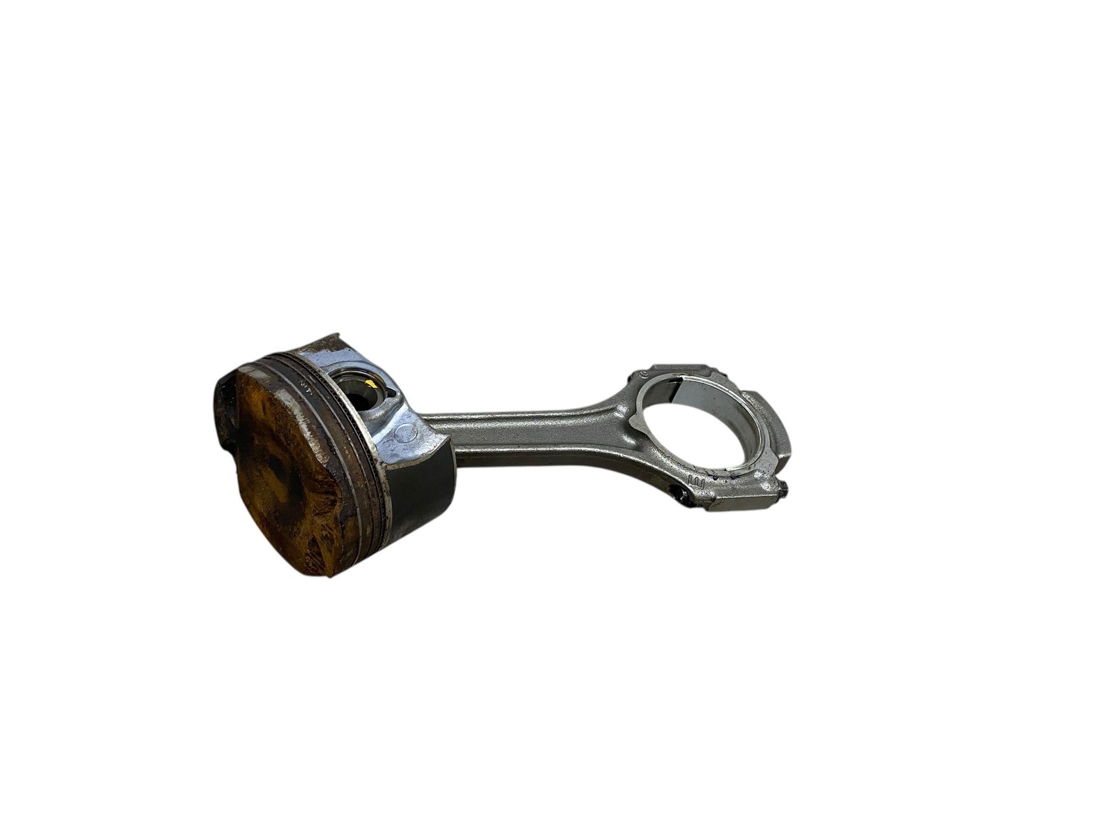 (A) 2022 Aston Martin V8 Vantage 4.0L M177 Enigne Piston & Connecting Rod Oem