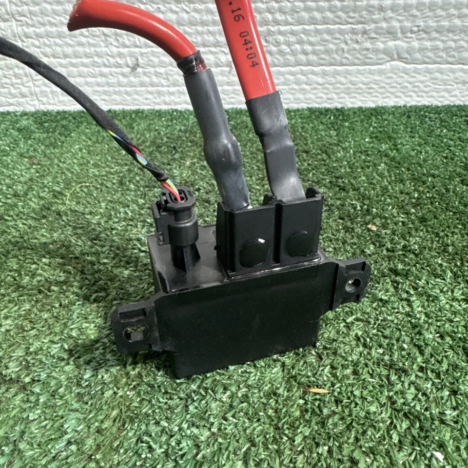 2015-2016 BMW 428I XDRIVE GRAN COUPE - Cooling FAN Module / Relay 9198302 - Image 4 of 4