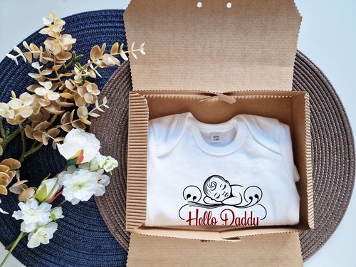 Baby Ankündigung an Eltern Geschenkbox, individueller Body, zukünftige Großeltern - Bild 5 von 7