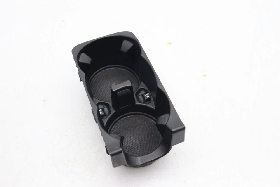 03-09 MERCEDES-BENZ W211 E320 E350 CONSOLA CENTRAL DELANTERA PORTAVASOS E1301 Foto 4 de 4