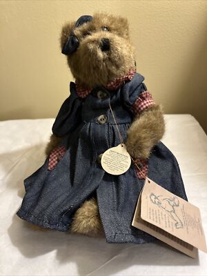 Boyd s Bears - 12 Inch Collectible / Girl with her Bearware dress . Investment .