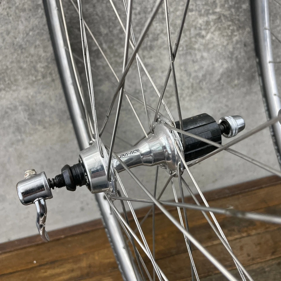 Juego de ruedas vintage Dura Ace llanta Shimano Campagnolo Lambda 700c FH-7402 32h 130 Foto 2 de 4