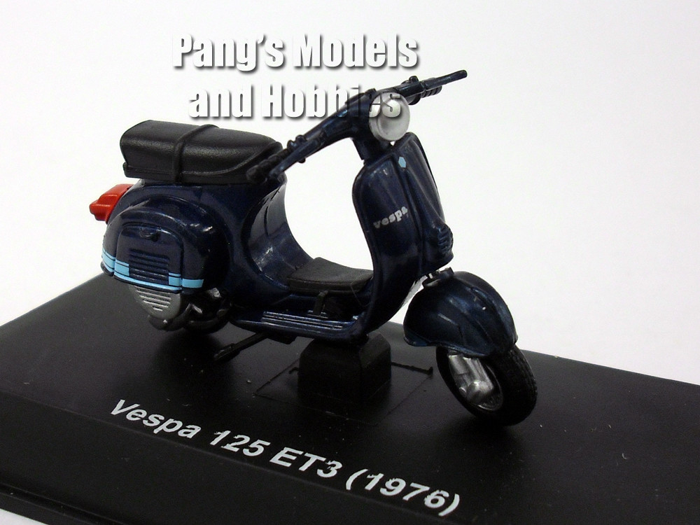 Vespa 125 ET3 (1976) 1/32 Scale Die-cast Metal Model by NewRay
