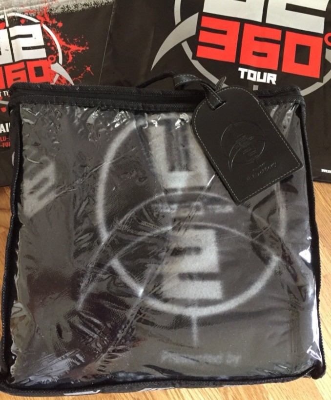 コレクション U2 360 Tour 2009 travel bag for VIP U2 360 tour leather bag | #532762500