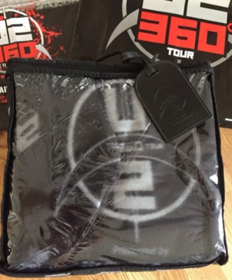 U2 360 Tour VIP BLANKET, TAG, BOOK & Holder Promo New BIN