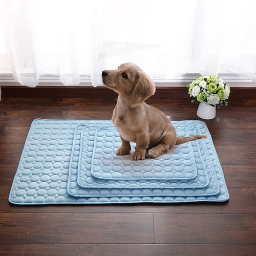 NEW 28"/40"/60"Pet Cooling Mat Ice Silk Mat Summer Cooling Pad for Dogs Sofa Mat - 第 2/32 張圖片