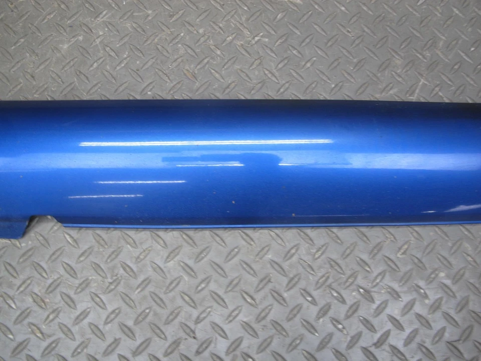 06-09 VW R32 GTI 2 PUERTAS FALDÓN LATERAL IZQUIERDO Y DERECHO PANEL BASCULANTE AZUL PROFUNDO OEM Foto 4 de 4