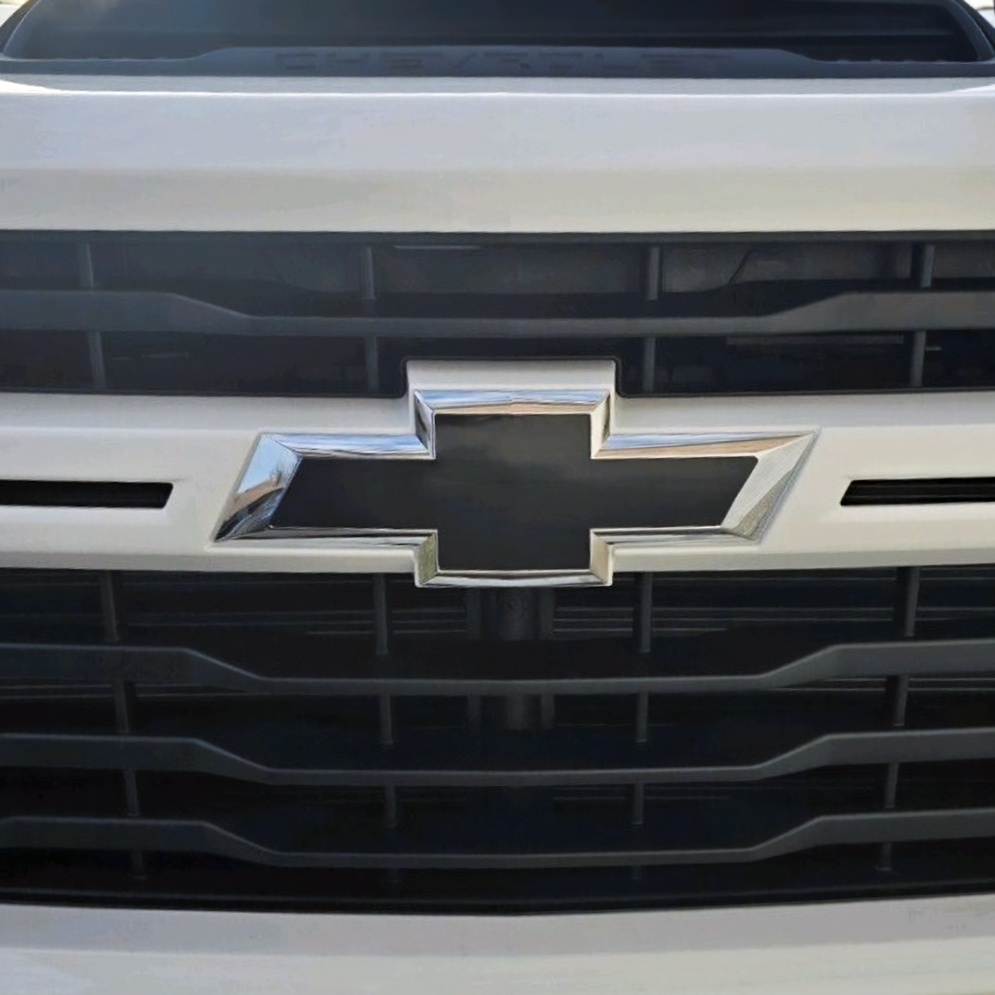 2022-2025 Silverado 1500 Gloss Black Plastic BowTie Grill Overlay - Non-Vinyl