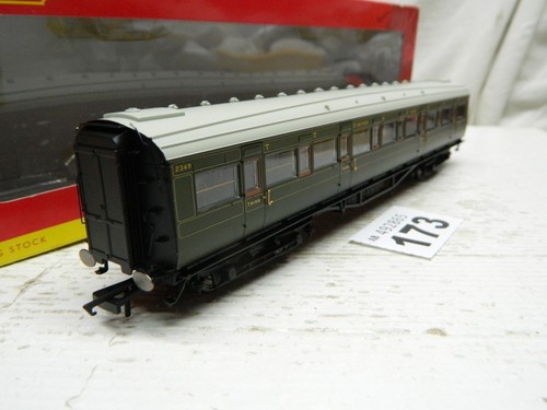 Hornby 00 SR Maunsell 3rd Class Corridor Coach 2349 Box R4297A | Condition: Used