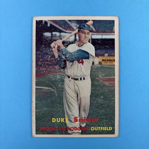 Duke Snider #170 1957 Topps card