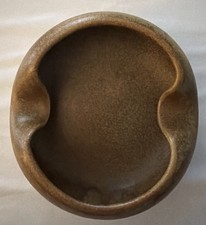 Signed W.J. Gordy "Mountain Gold" Hand-Thrown Art Pottery Ashtray 1955-1993