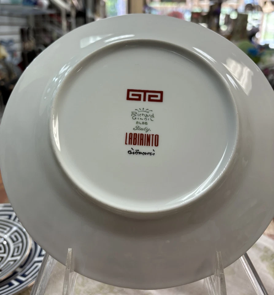 Ginori 1735 Labirinto Scarlet Red Dessert Plate NEW 8.66 in - Image 2 of 2