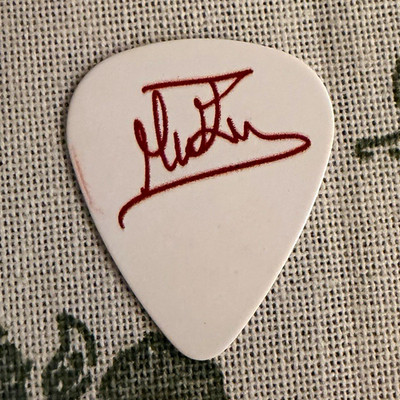 Guitar Pick with Red Signature Logo and '''14'' Marking - White & Red
