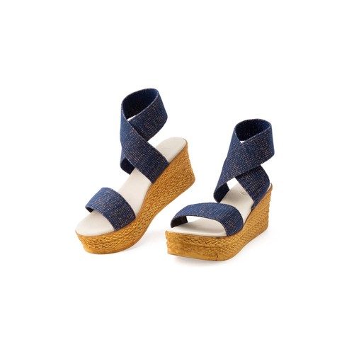 Charleston Shoe Co. Women's Bermuda Sandals Gilded Navy
