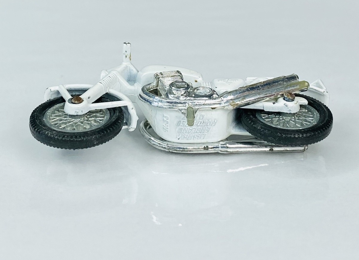 Lesney Matchbox Honda 750 Police No.33 1977 White Made in Lesney Matchbox Honda 750 Police No.33 1977 White Made in