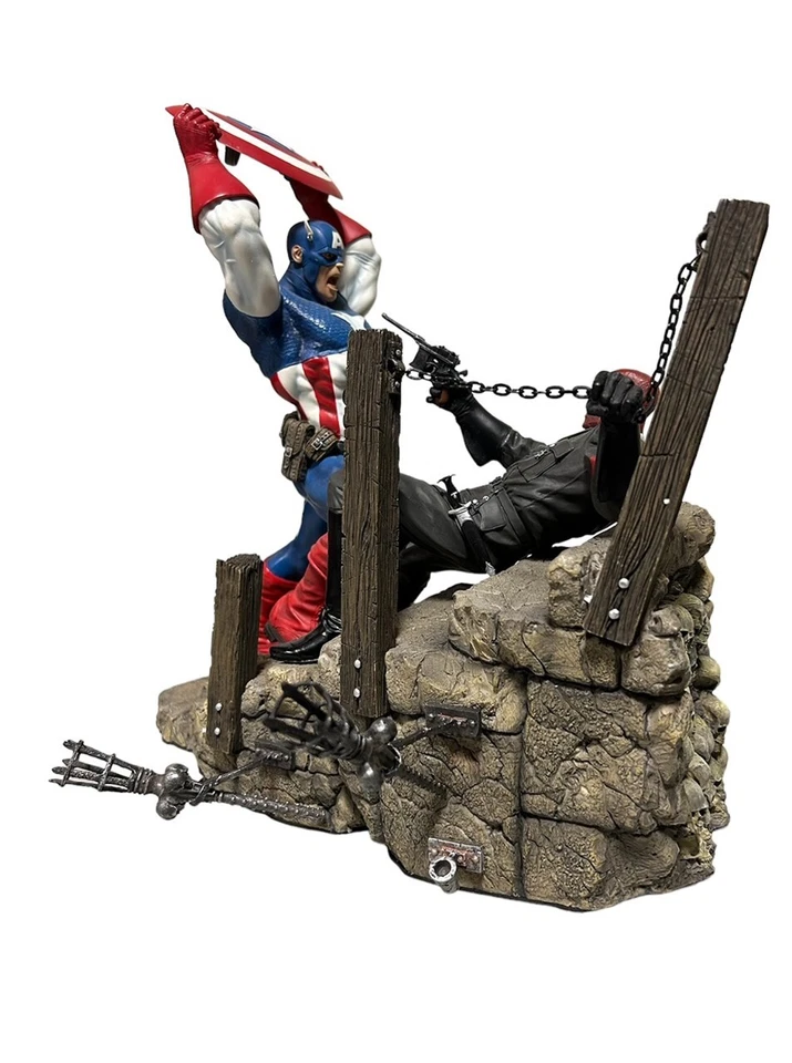 Sideshow Collectibles Capitán América Vs Calavera Roja Diorama Estatua Marvel Muestra Foto 3 de 4