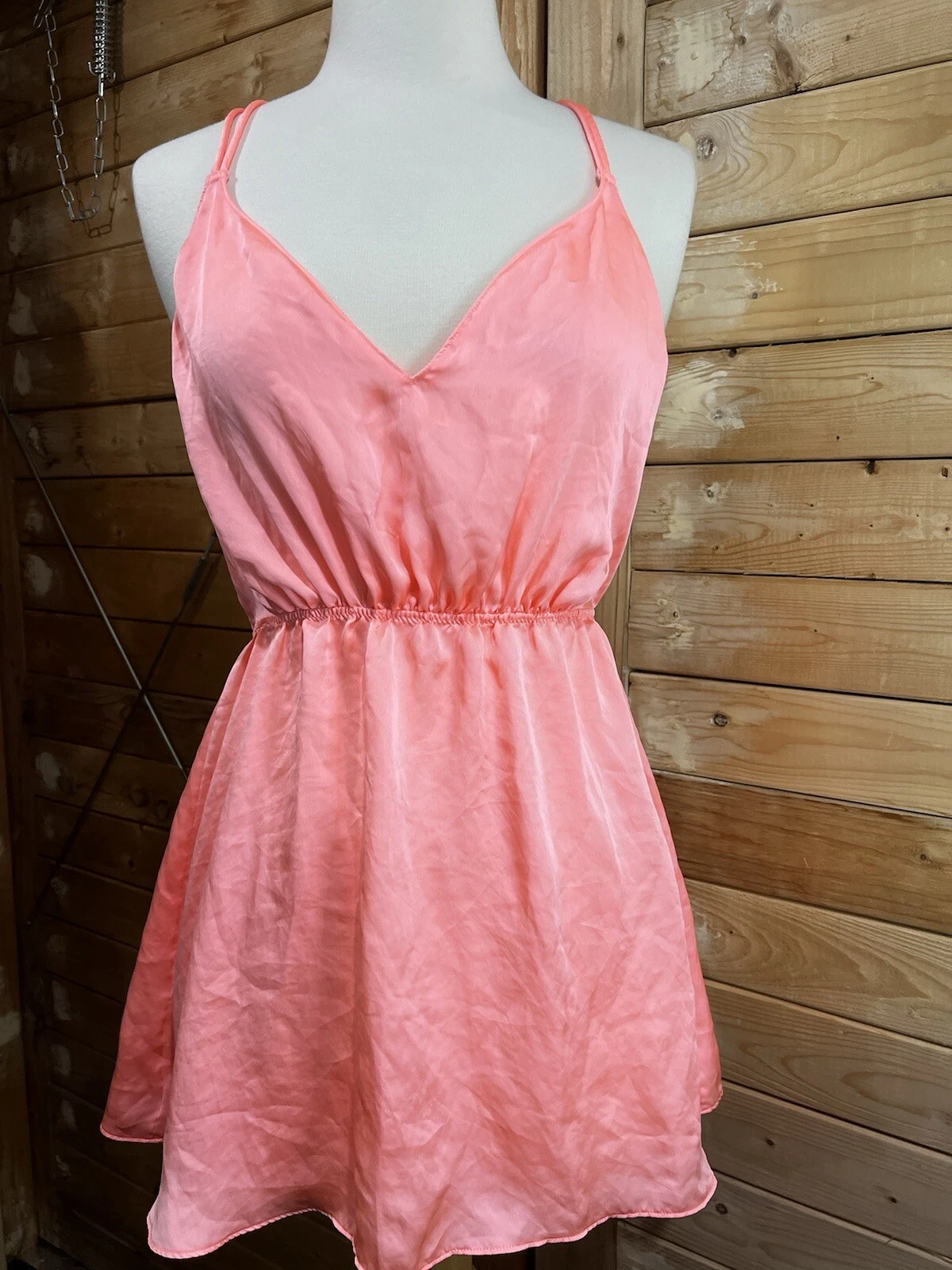 UNDERCOVER Victorias Secret abito slip corallo molto sexy lingerie spalline schiena perline taglia S