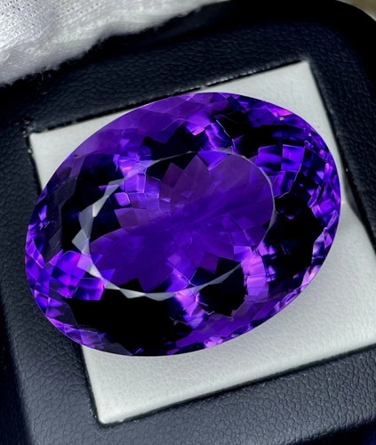 Natural Certified Amethyst Oval Shape 98.50 Ct Amazing look Loose Gemstone - Picture 4 of 5