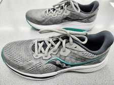 SAUCONY OMNI 20 WOMEN'S REGULAR WIDTH ATHLETIC SHOE