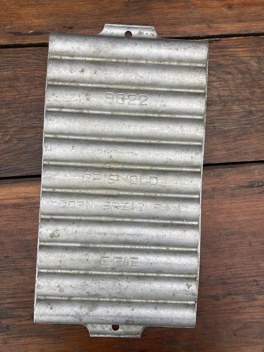 Griswold Cast Iron Bread Stick Pan Made of Aluminum