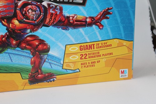 Milton Bradley Battle Ball Board Game Future Of Football - Picture 3 of 10
