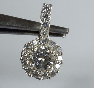 Colgante Certified White Diamond Solitaire 1.05 Ct Round Brilliant Cut Ver vídeo