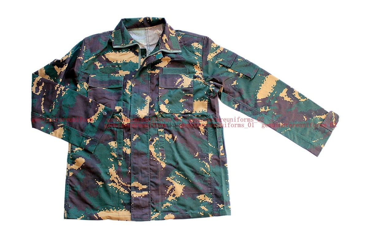 N*7様 ボーイズマーケット　Hunter Camouflage Coveral s-l1200.jpg