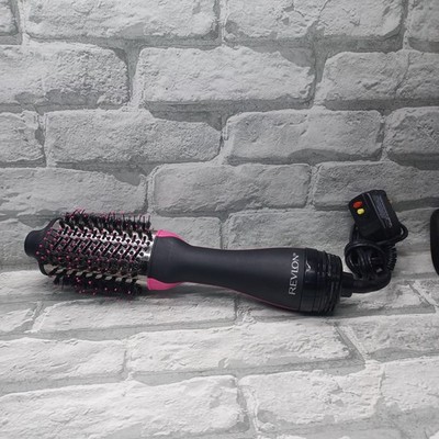 REVLON One-Step Hair Dryer & Volumizer Titanium Max Edition. RVDR5282