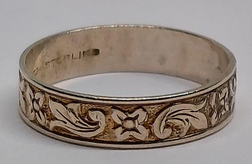 Vintage Uncas Sterling Silver Forget floral Flower Band Ring signed size 7