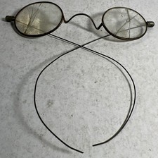 Vintage Early 1900s Wire Rimmed Spectacles Glasses Lenses Cracked