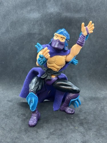 Vintage 1980s TMNT Shredder Action Figure – Soft Goods Cape – Ninja Turtles Toy