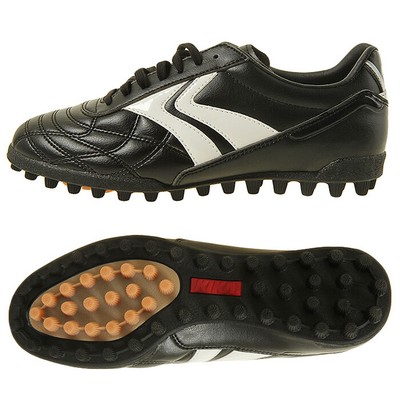 cleats on turf