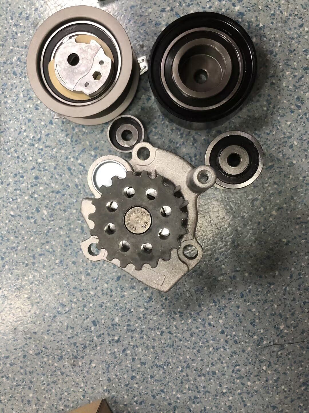 Kit Distribucion Water Pump And Timing Belt Kit GATES PowerGrip KP25649XS-1 At A Good Price Kit Distribucion Con Bomba De Agua