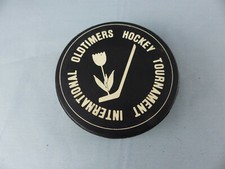 PALET PUCK ICE HOCKEY SUR GLACE INTERNATIONAL OLDTIMERS HOCKET WINNWELL