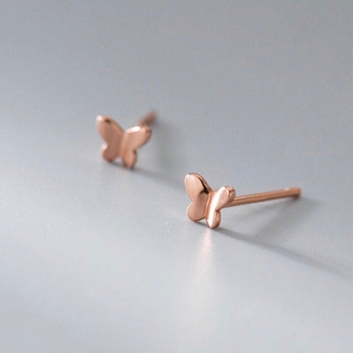 Pendientes de oro rosa 14K S925 mariposa pequeños tachuelas de oro rosa 2dos agujeros