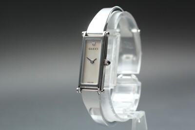 Near MINT] GUCCI 1500L Silver White Shell Dial 1P Diamond 