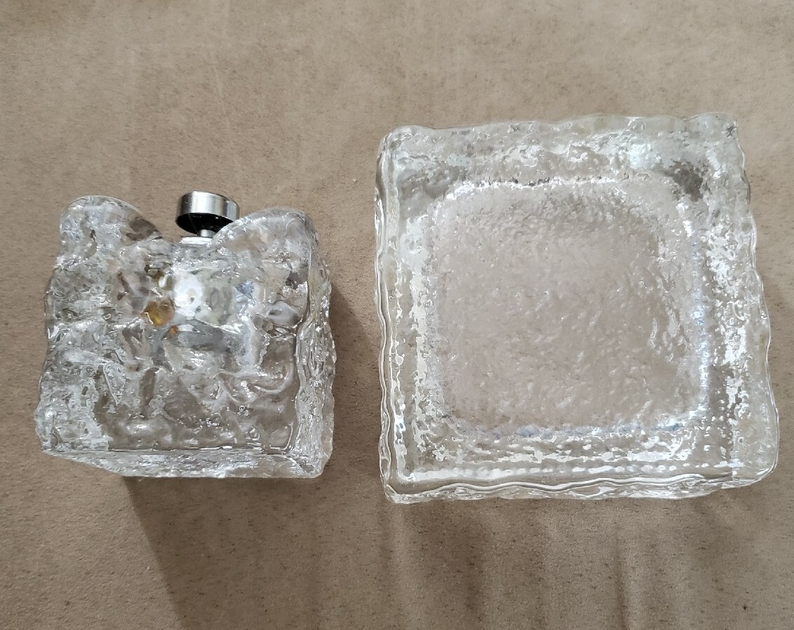 cigarette cubes Cig cube Images or lounge. Heritage Cube Ashtray