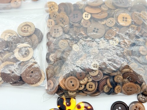 LOT Brown Plastic Wood Celluloid Tortoiseshell Sewing Craft Buttons Shank 4 Hole - Picture 9 of 16
