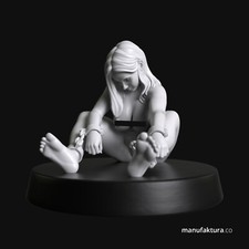 Slave Girl 131 - 28mm Scale Resin Miniature by Manufaktura Miniatures