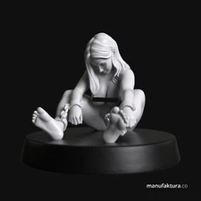 Slave Girl 131 - 28mm Scale Resin Miniature by Manufaktura Miniatures